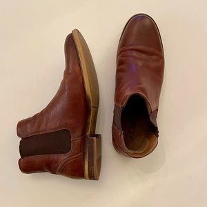 Men's Aldo Chelsea Boot Size 9